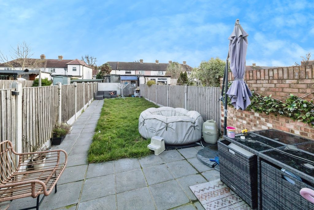 Property photo 2 of 18 Pbox-Img.Jpg