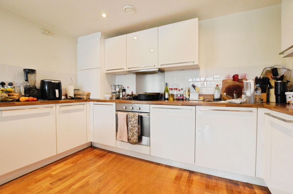 Property photo 3 of 11