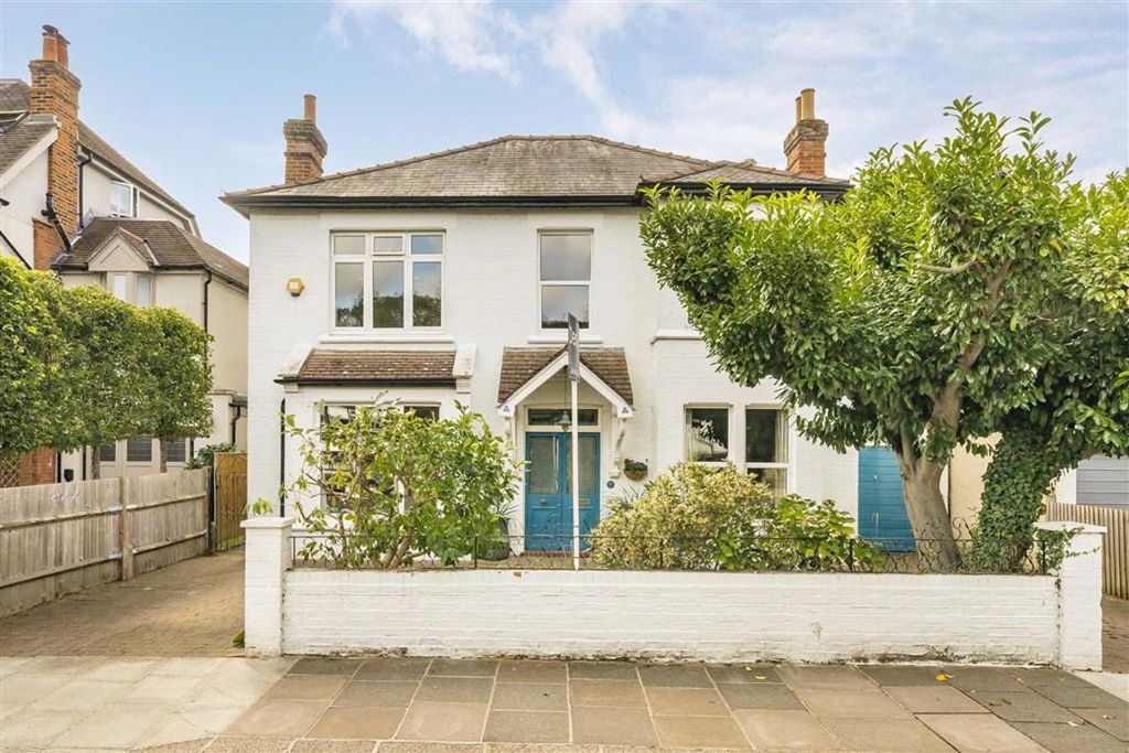 Property photo 1 of 9