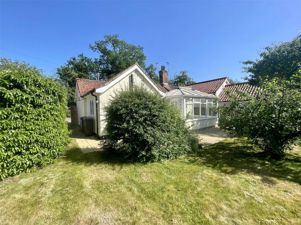 Property photo 2 of 26 Picture No. 12