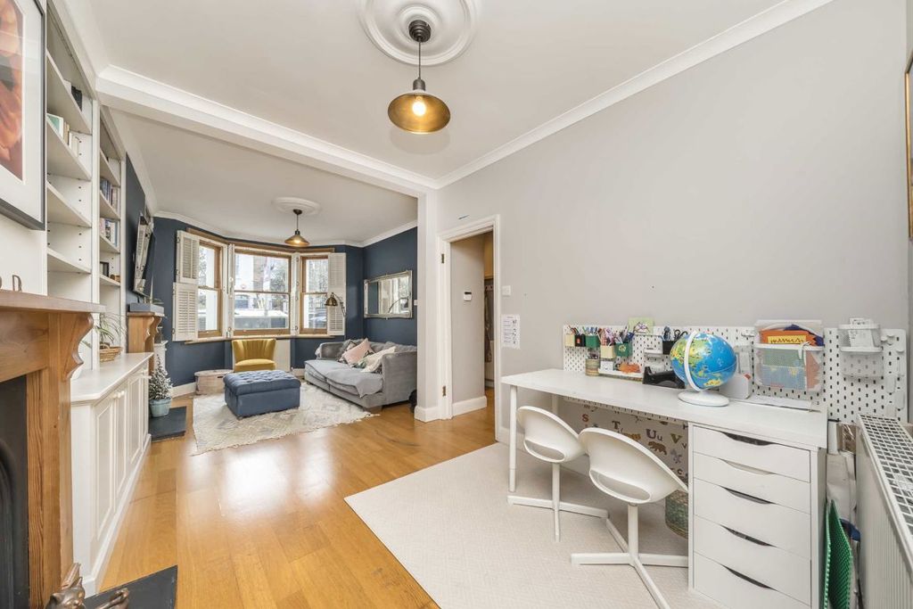 Property photo 3 of 7