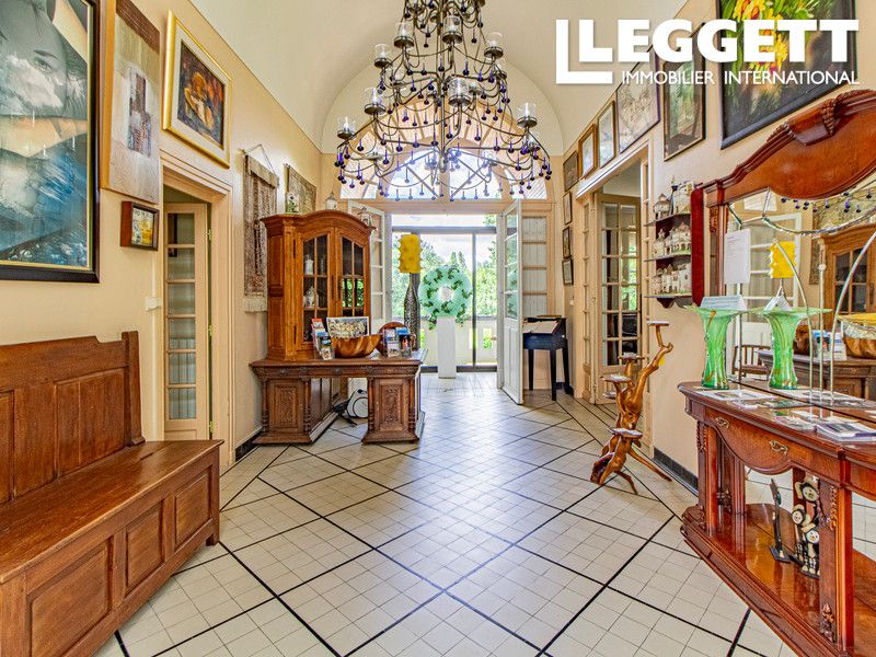 Property photo 3 of 10