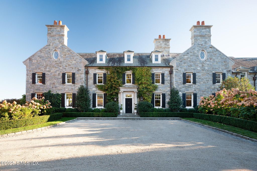 Property photo 2 of 30