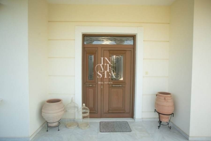 Property photo 3 of 25