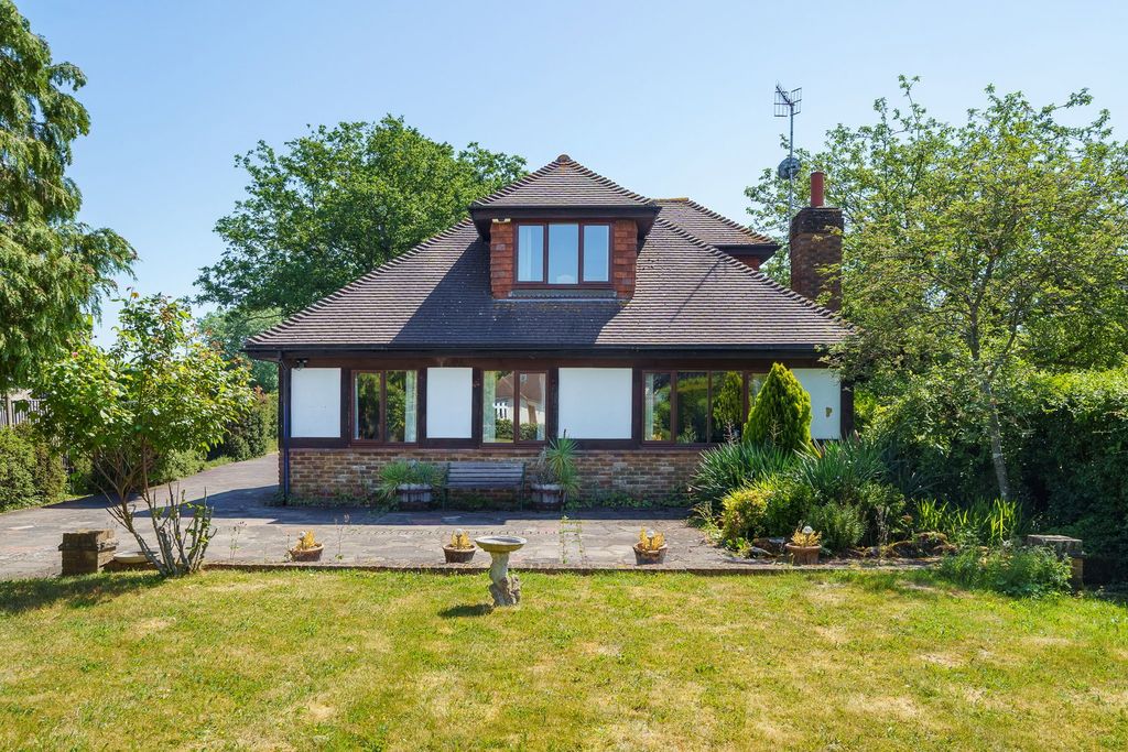 Property photo 1 of 25