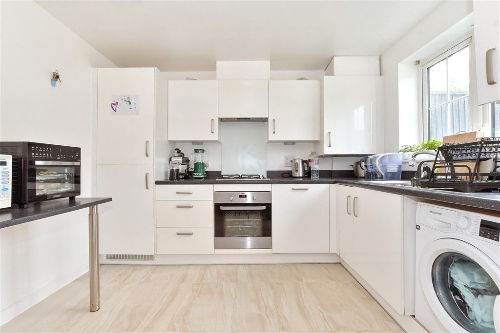 Property photo 2 of 10 Kitchen/Diner