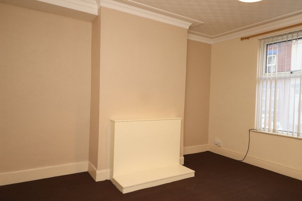 Property photo 2 of 10 Picture No. 08