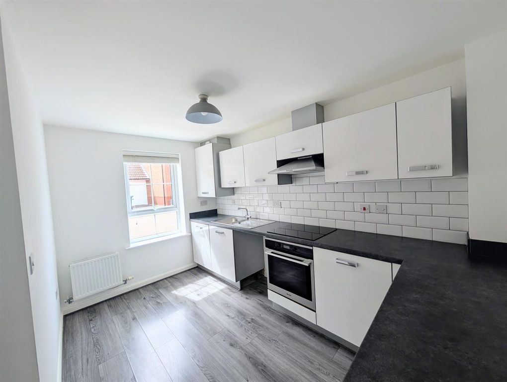 Property photo 2 of 15 Kitchen Breakfast Room