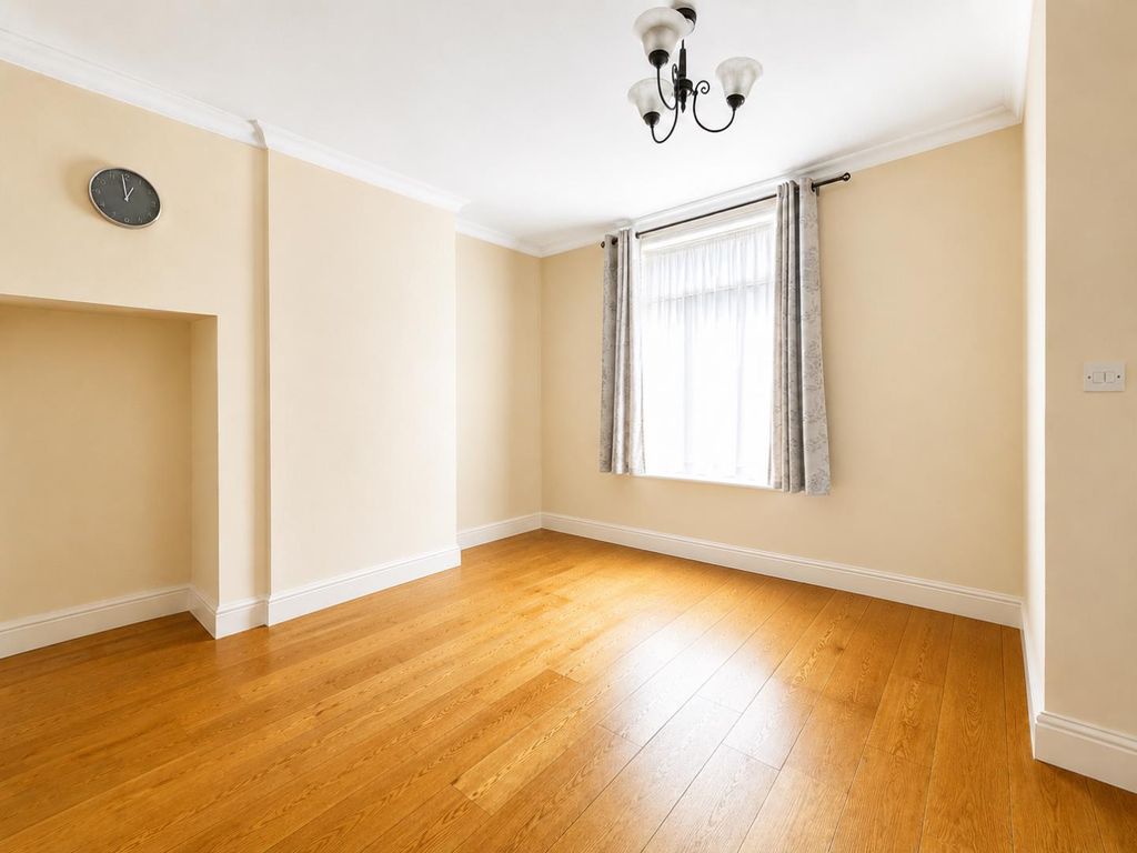 Property photo 1 of 15 Living Room