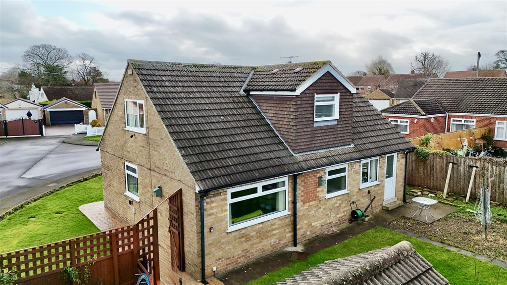 Property photo 2 of 22 Rear