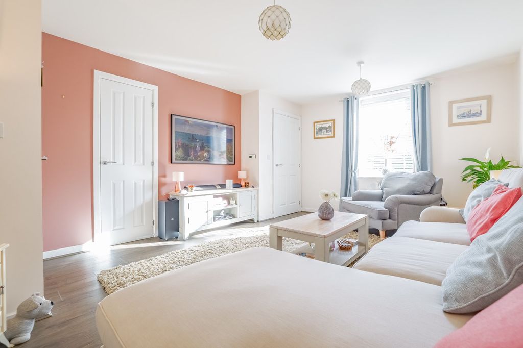 Property photo 2 of 14 Picture 2