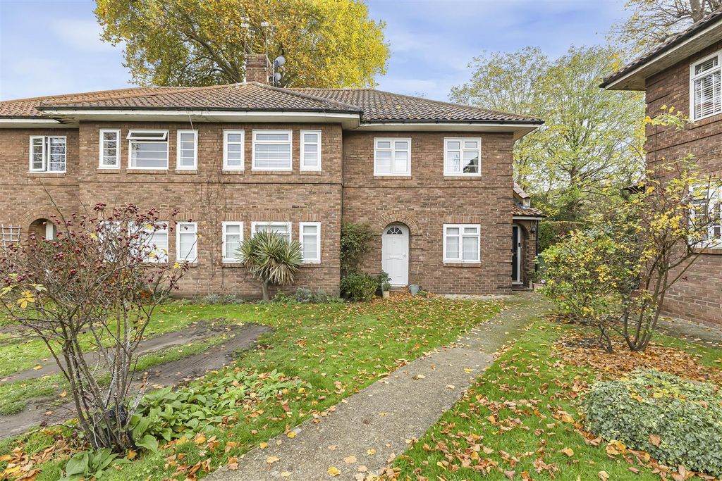 Property photo 1 of 19 B2G_2874.Jpg