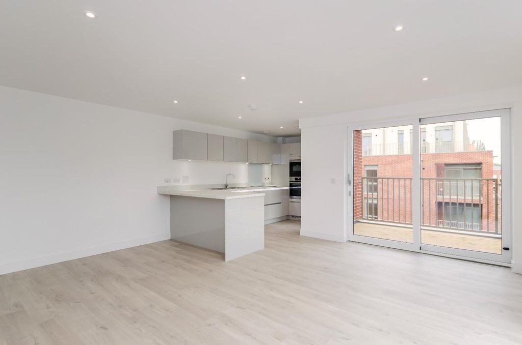 Property photo 2 of 10 Picture 2