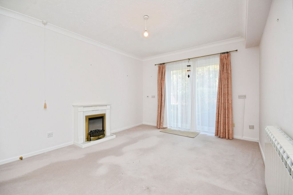 Property photo 2 of 15 Pbox-Img.Jpg