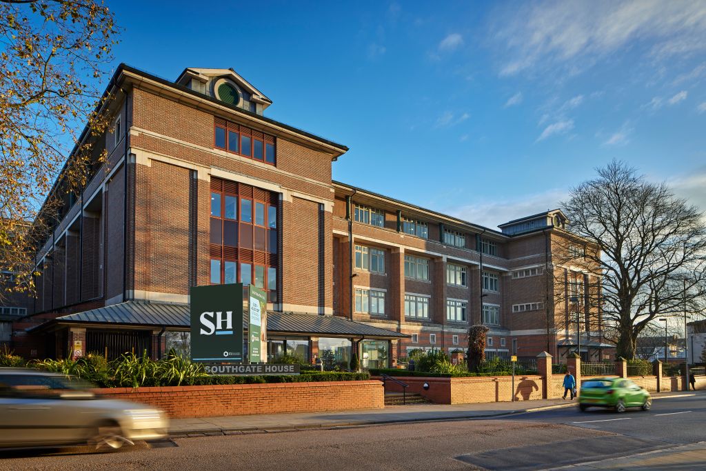 Property photo 1 of 7