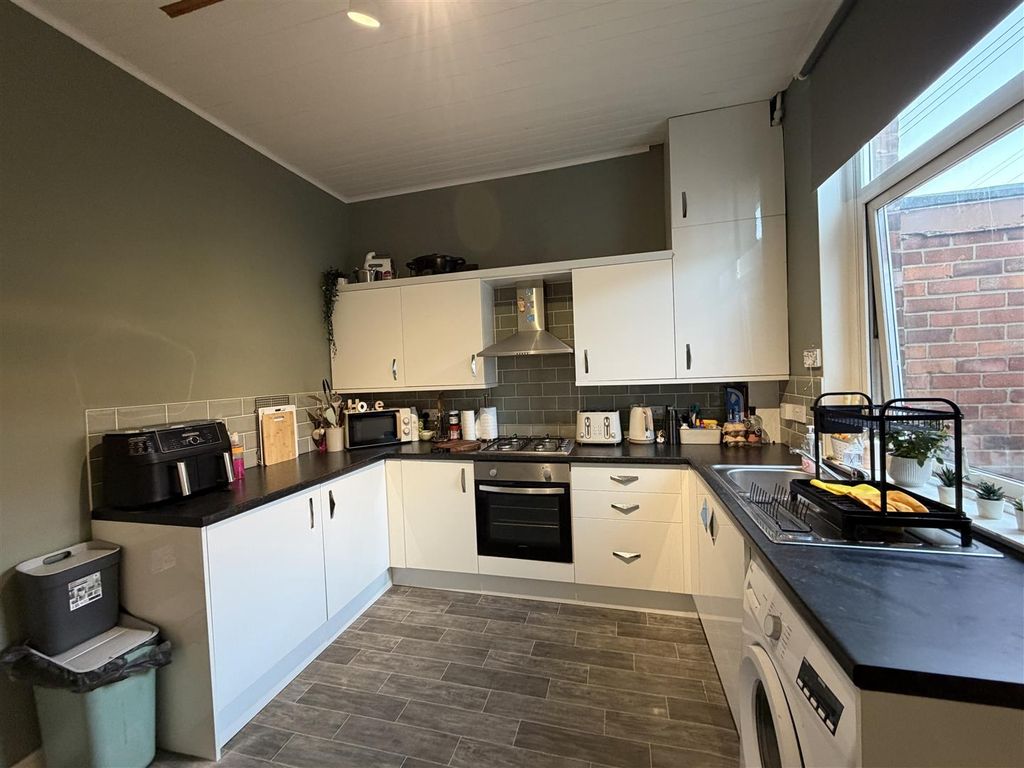 Property photo 3 of 6 Img_0016.Jpeg