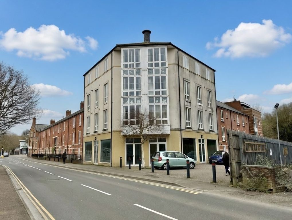 Property photo 1 of 9