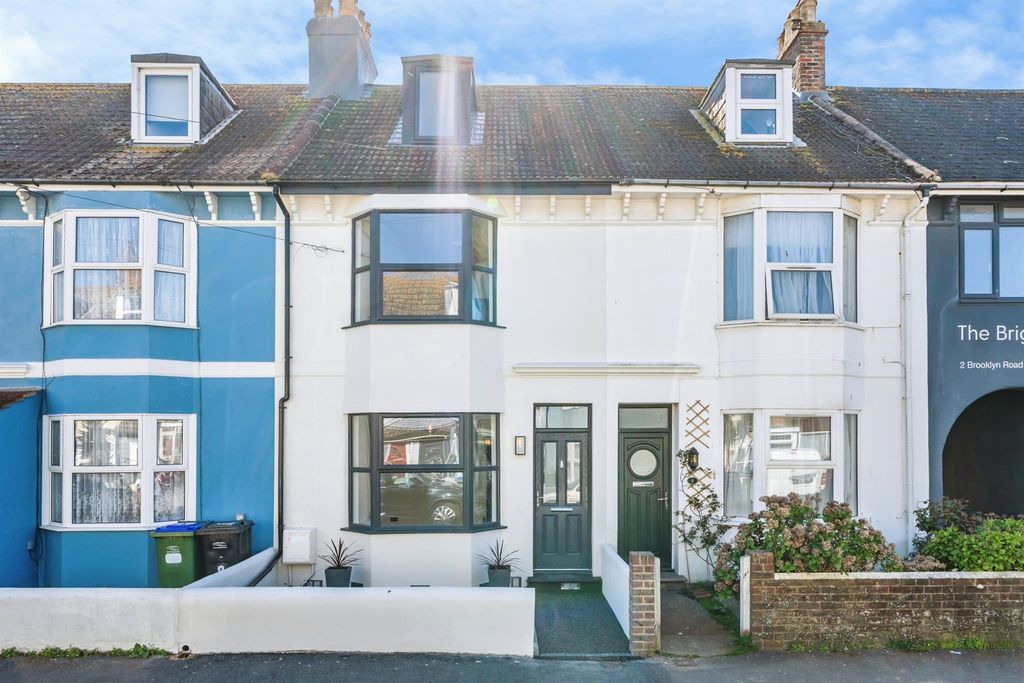 Property photo 1 of 19