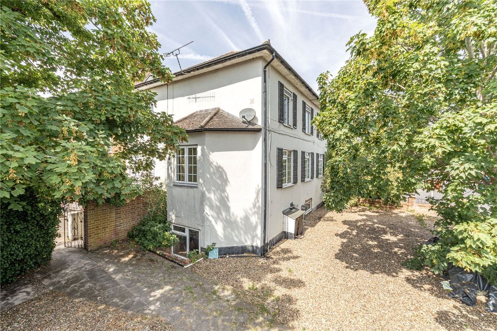Property photo 1 of 19 External Front