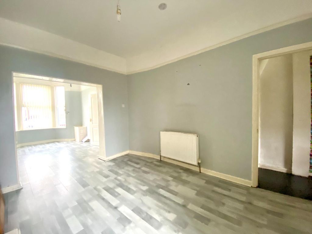 Property photo 3 of 15 Img_2013.Jpg