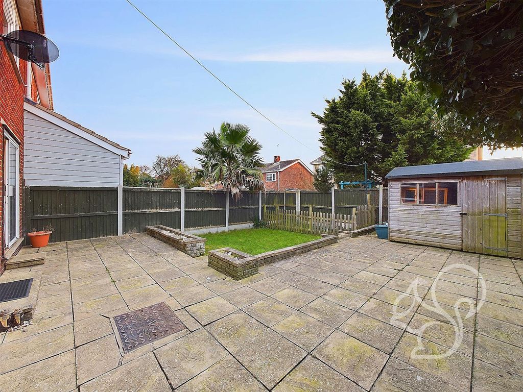 Property photo 3 of 18 Cam03877G0-Pr0111-Still016.Jpg