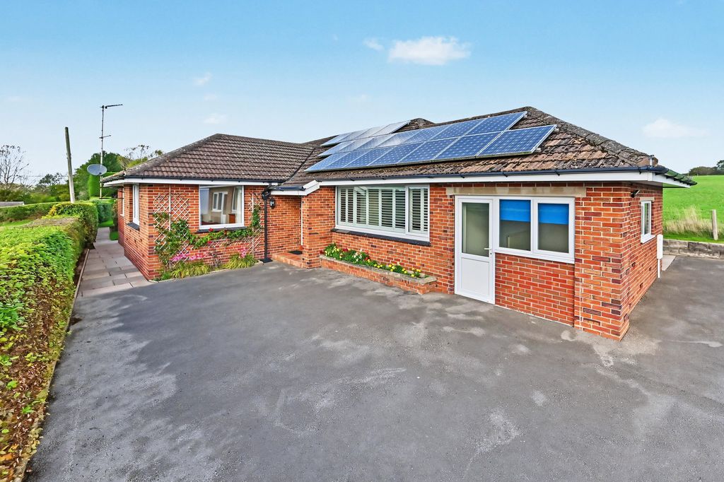 Property photo 1 of 34