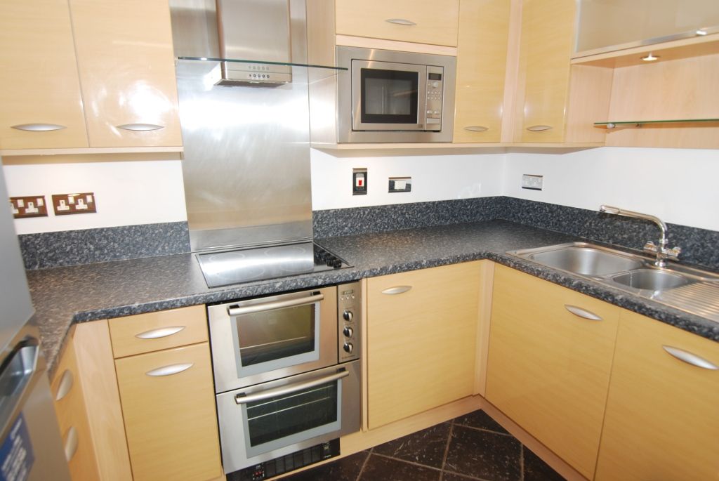 Property photo 3 of 6