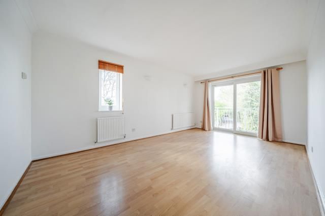 Property photo 2 of 18 Reception Room