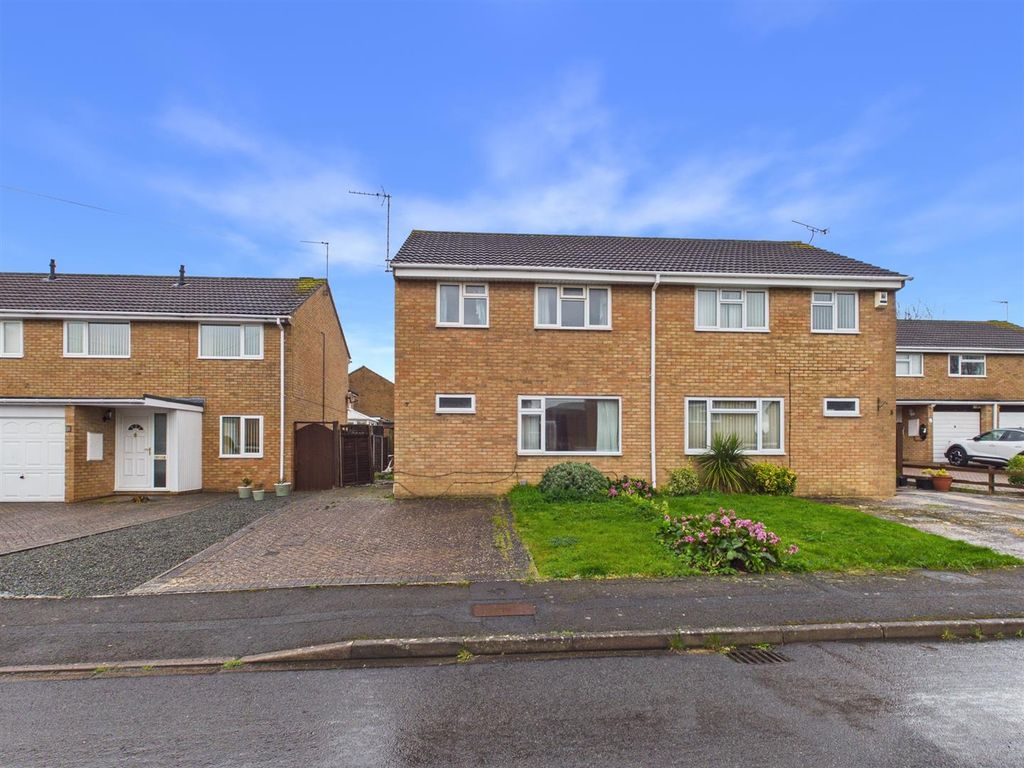 Property photo 1 of 16