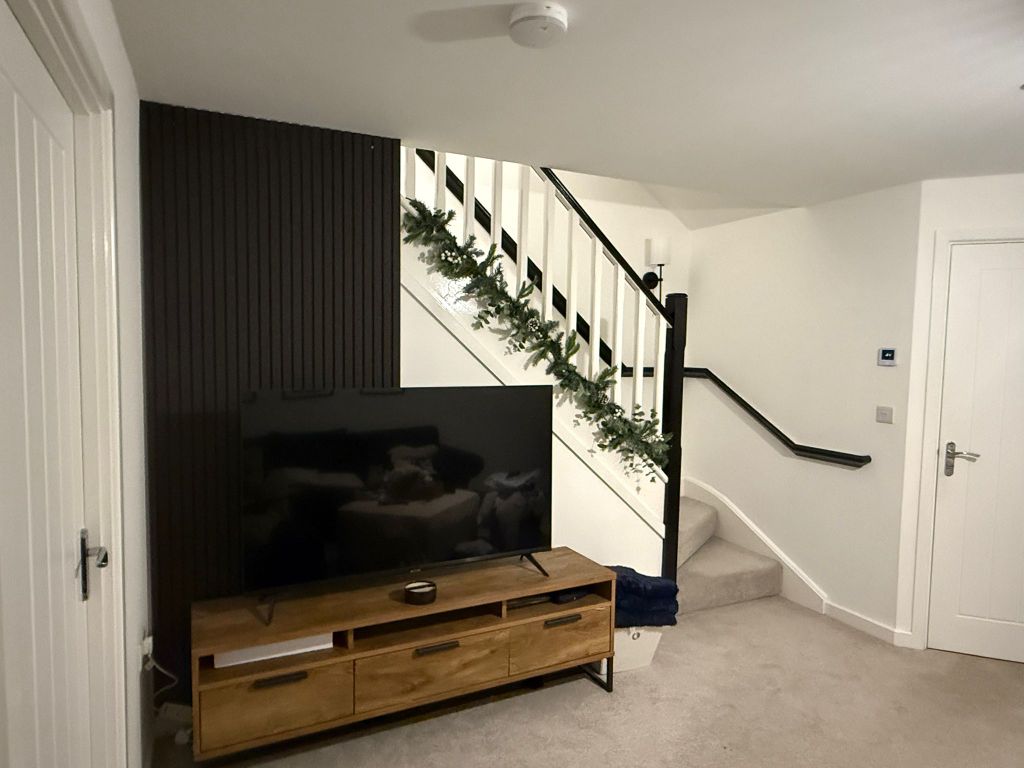 Property photo 3 of 5 Dining Room