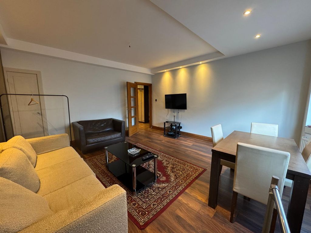 Property photo 2 of 6 Whatsapp Image 2025-11-21 At 13.49.09 (7)