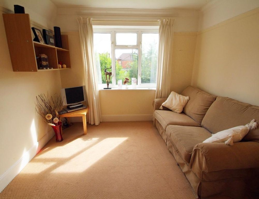 Property photo 2 of 6