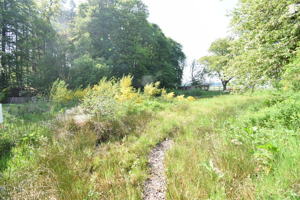 Property photo 3 of 9 3.Jpg