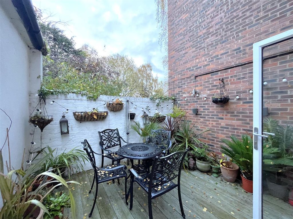 Property photo 2 of 15 Img_2168.Jpg