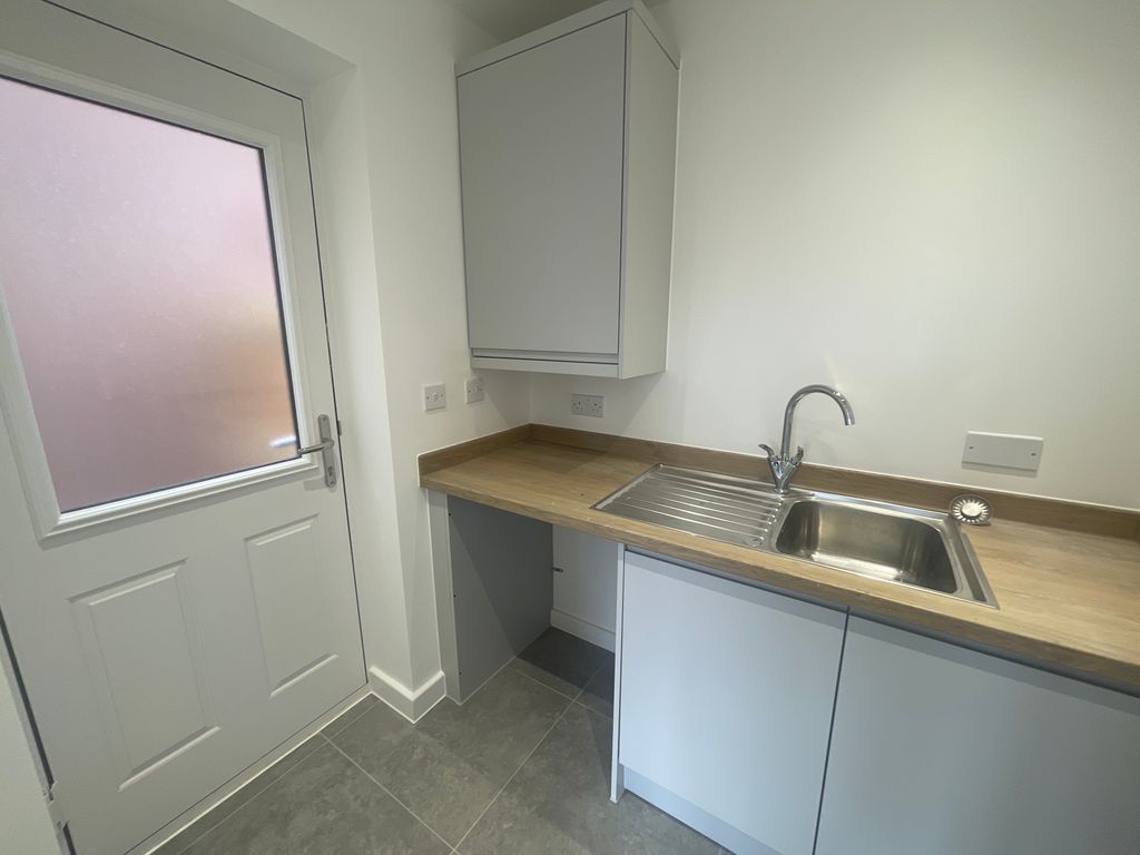 Additional image 10 of 4 bed detached house to rentThe Berridges, Lutterworth Road, Leicester LE8