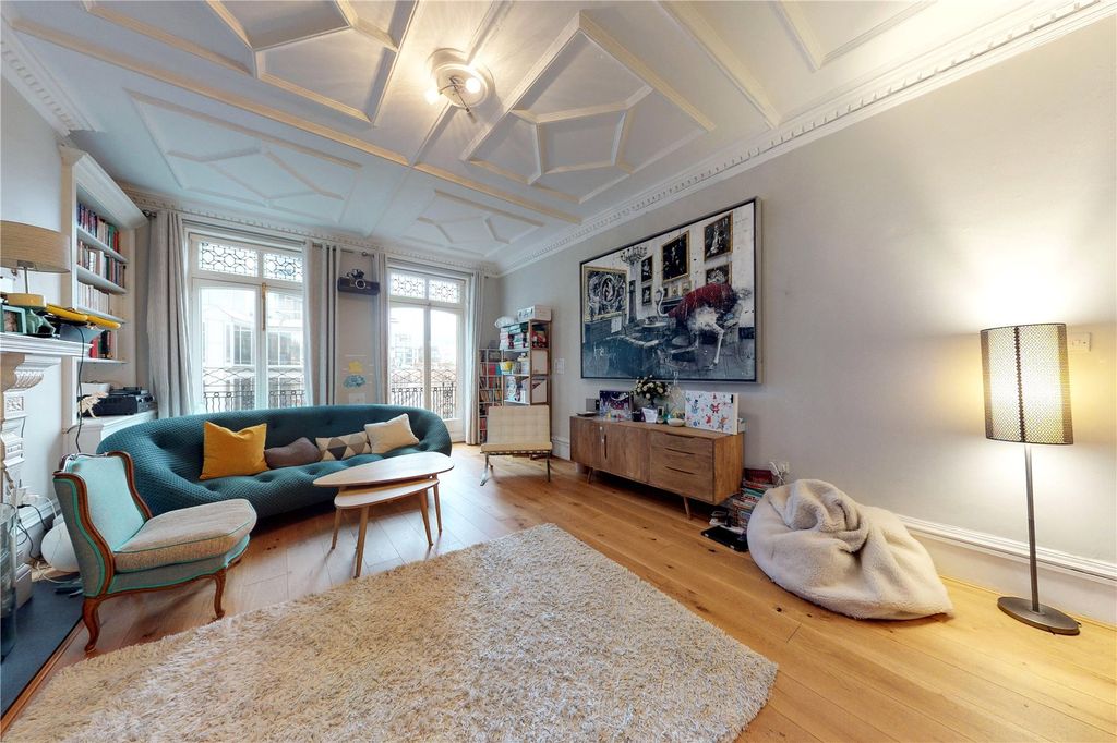 Property photo 1 of 12 Reception Room
