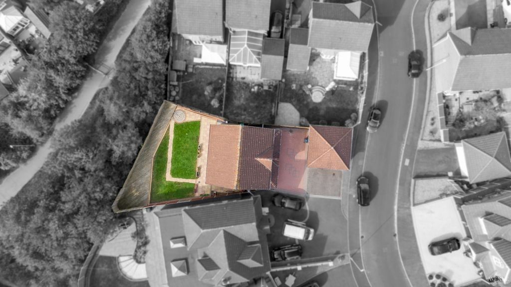 Property photo 2 of 36 4482383