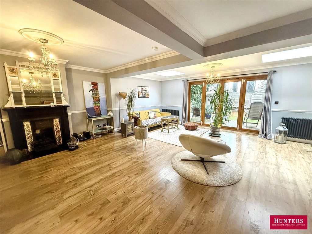 Property photo 1 of 20 Picture No. 21