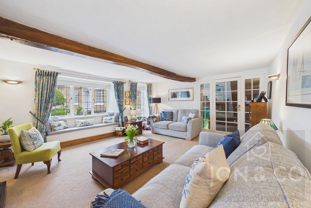 Property photo 3 of 33