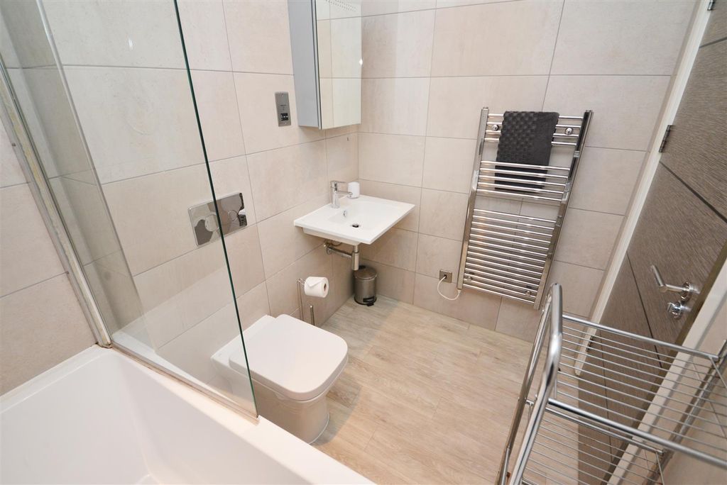 Additional image 12 of 2 bed flat for saleWaterstone House, Tenby SA70