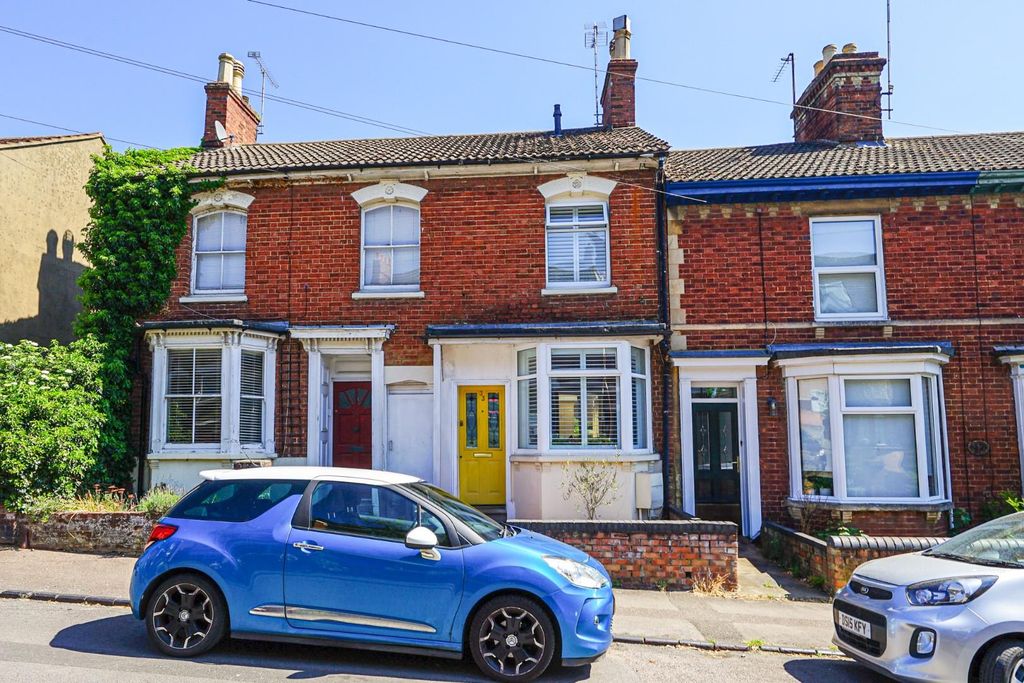 Property photo 1 of 19
