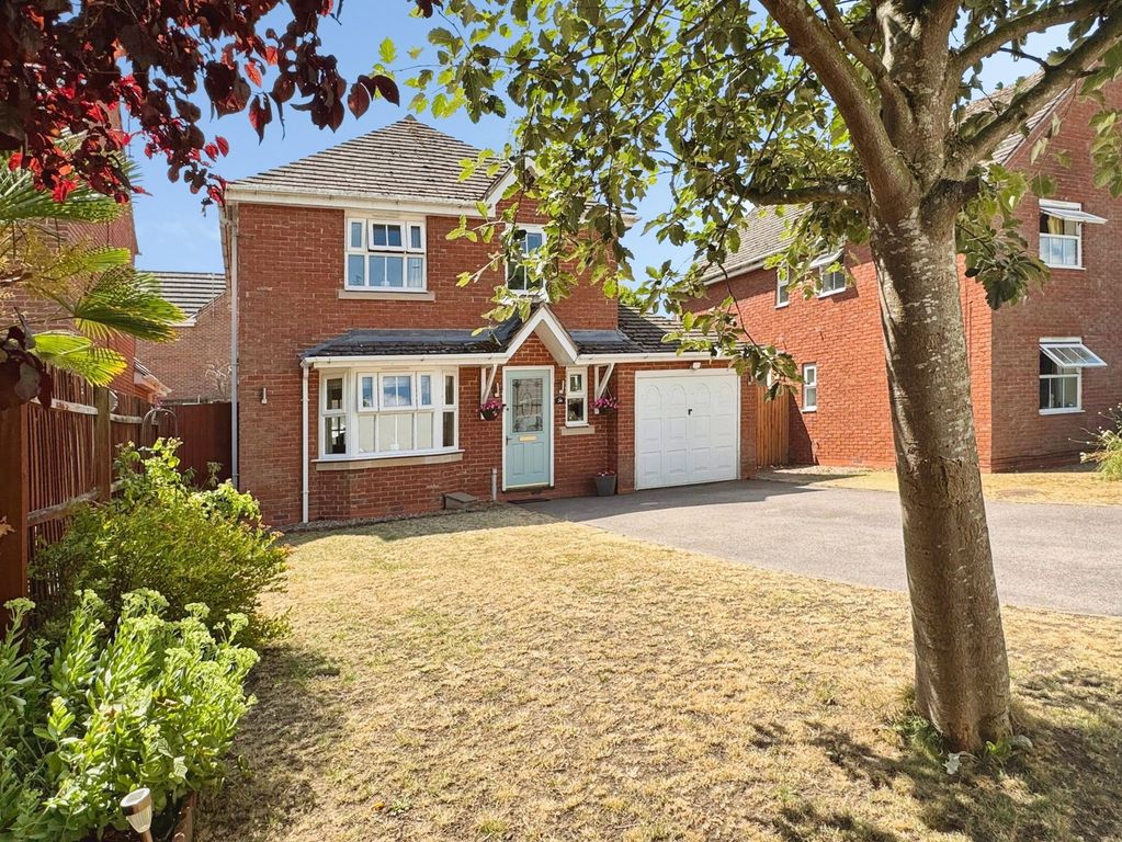 Property photo 2 of 31