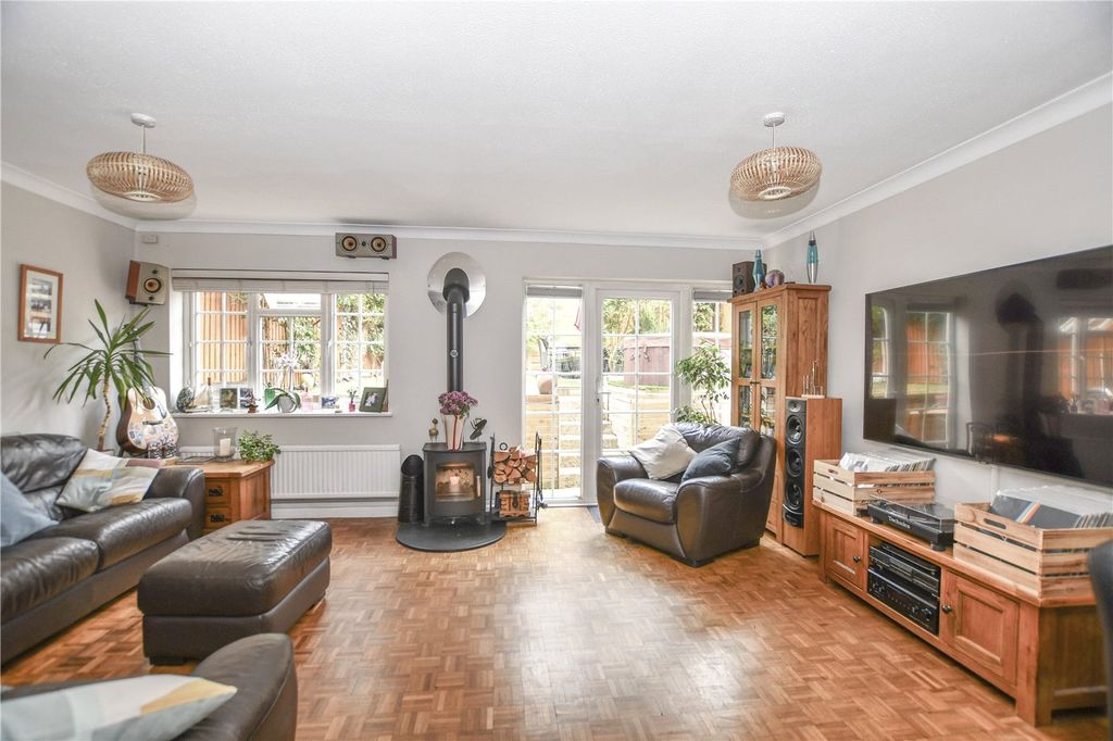 Property photo 2 of 15 Picture No. 09