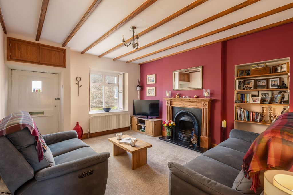 Property photo 3 of 28 Photo 3