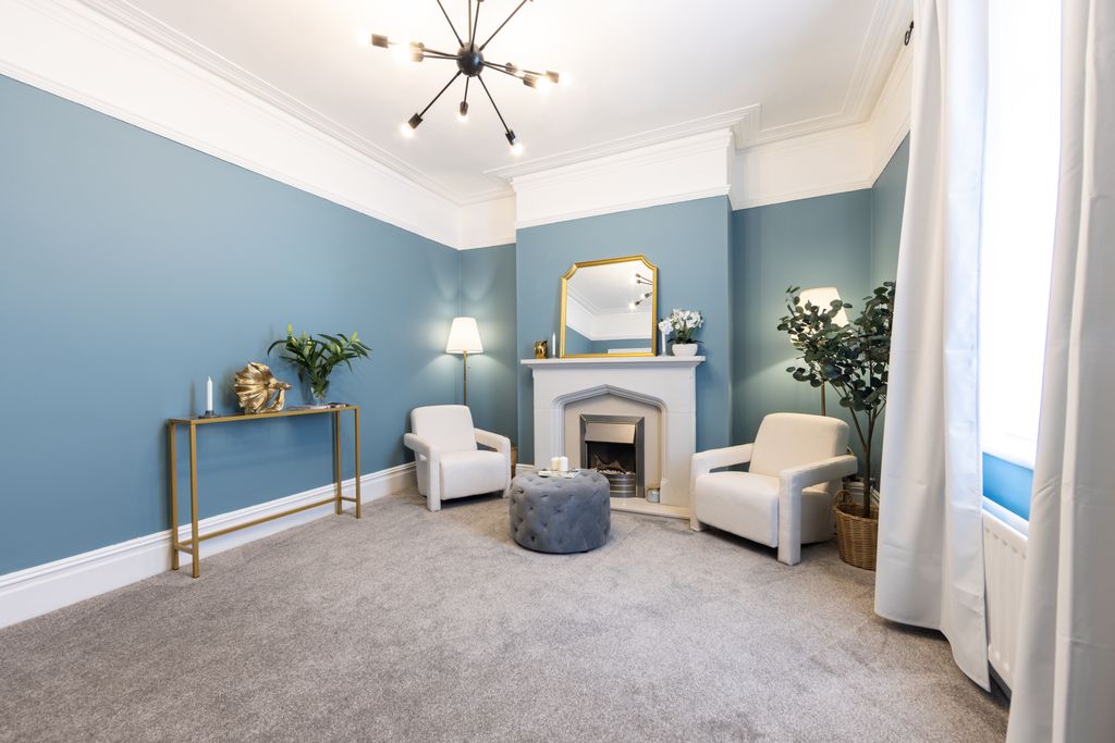 Property photo 2 of 23