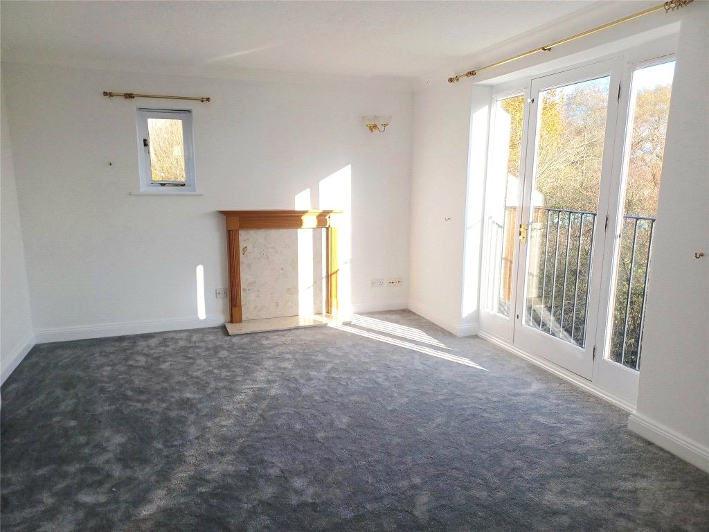 Property photo 3 of 9 Picture No. 19