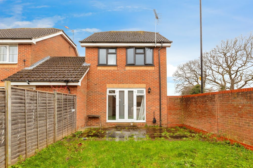 Property photo 2 of 19