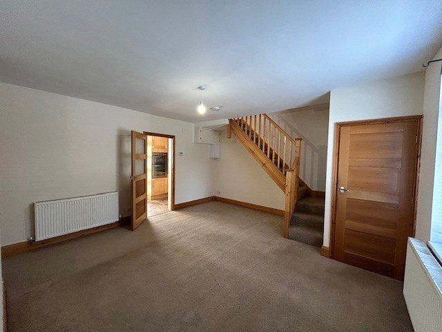 Property photo 2 of 8 Picture No. 22