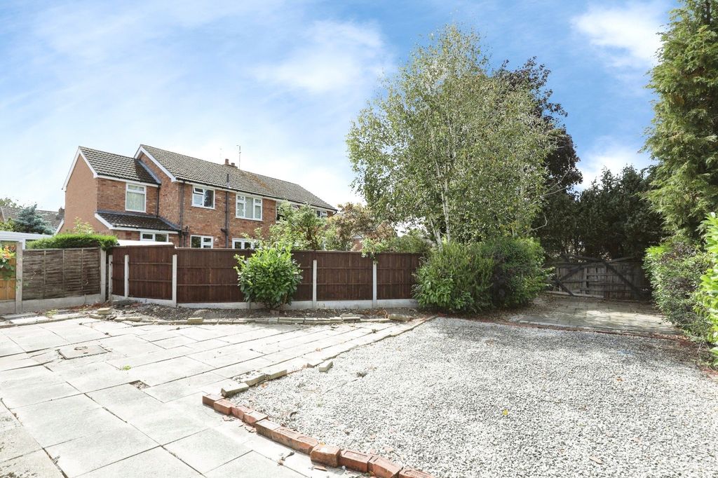 Property photo 2 of 3 Picture No. 01