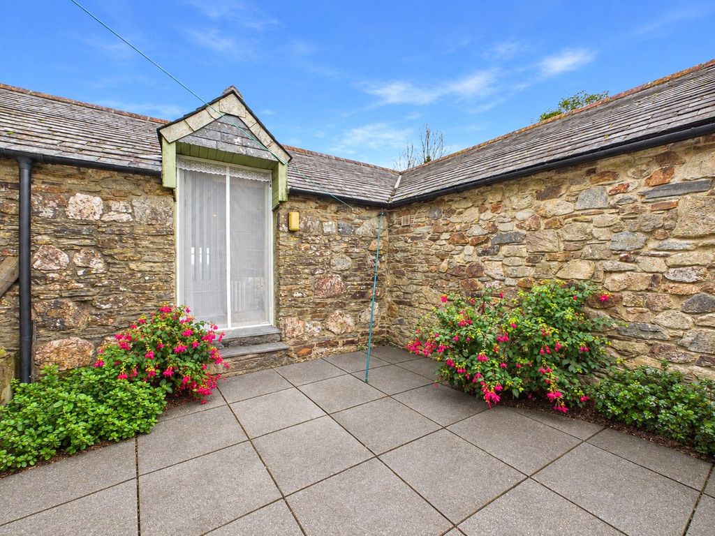 Property photo 2 of 19 Picture No. 22